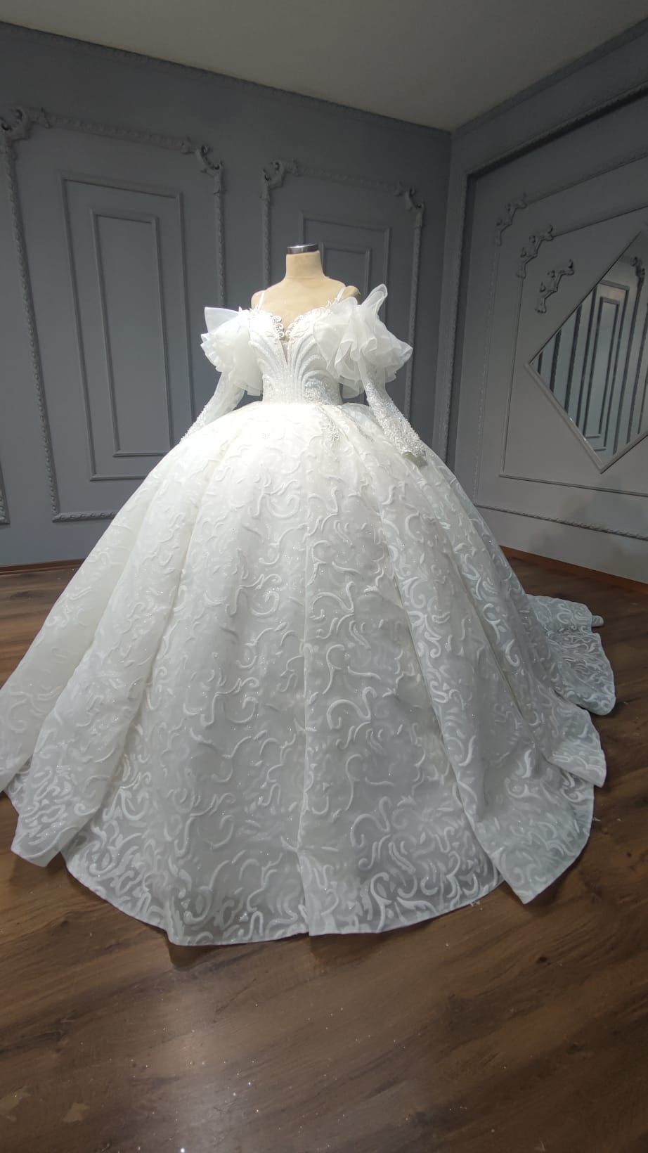 svc8 custom wedding dresses secondary (2)